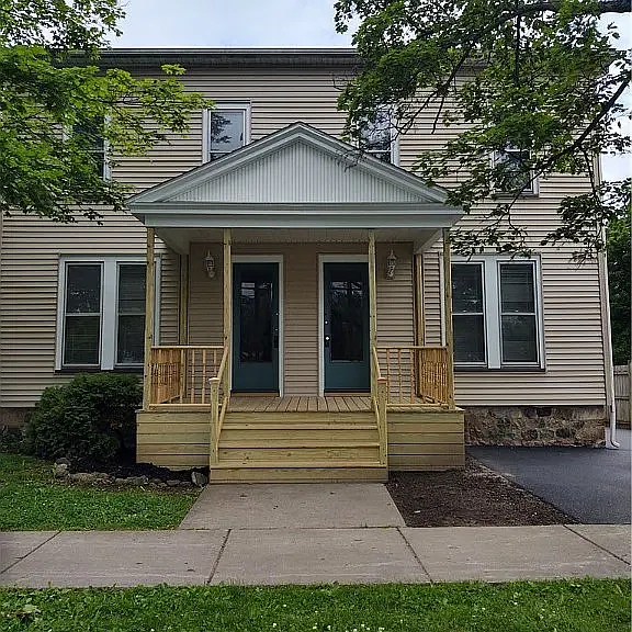 306 W Main St #306 — Photo 2