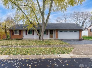160 Grantwood Dr, Dayton, OH 45449