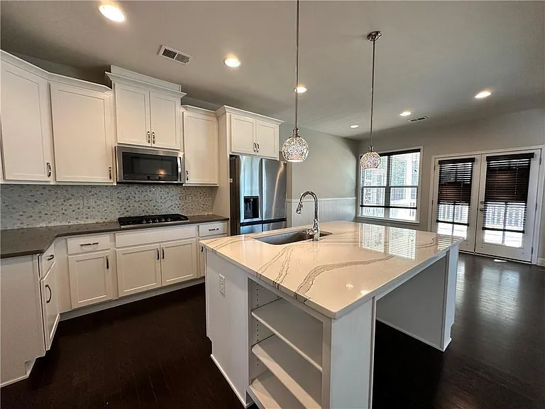 3253 Cavendish Ct — Photo 12