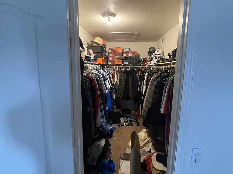 Master Walkin Closet