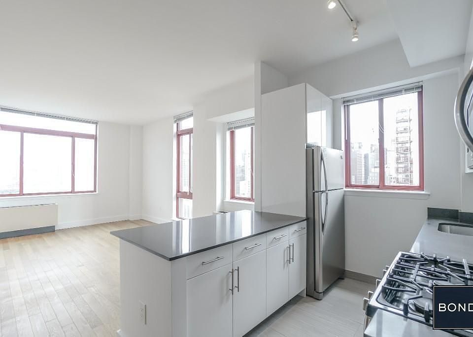 1st image of 444 W 35th St APT 7A
