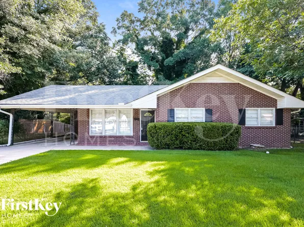 189 N 5th Ave, Winder, GA 30680