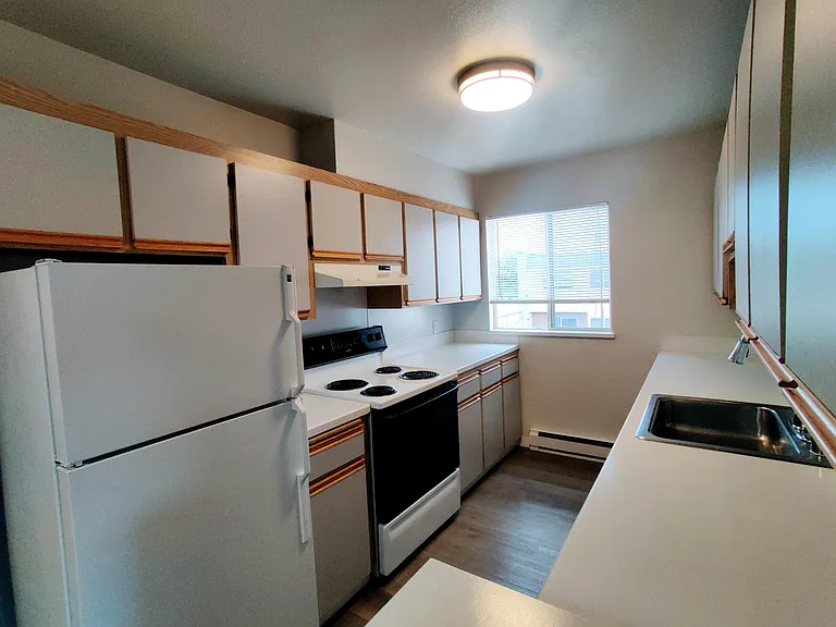 705 State Ave N #7D — Photo 2