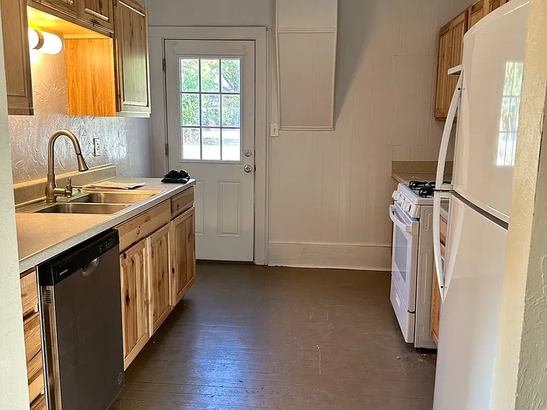 416 W 9th Ave #2.5 — Photo 8