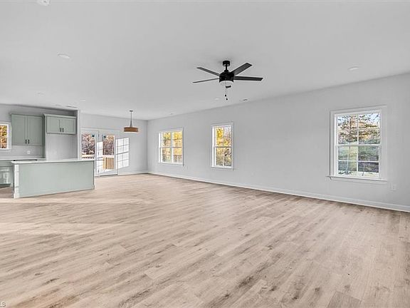 4th image of 195 Olive Branch Ct