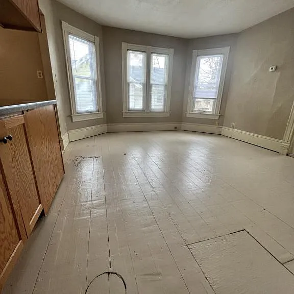 1124A Elmwood Ave — Photo 2