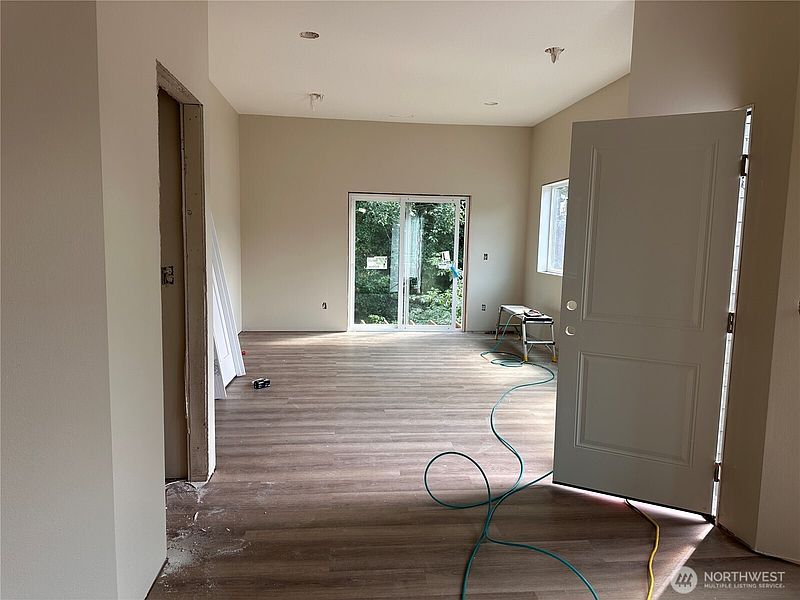 5th image of 3116 Sanderling Drive