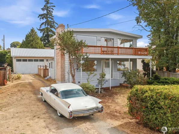 20126 24th Avenue NW, Shoreline, WA 98177