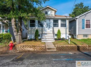 190 Cleveland Ave, Laurence Harbor, NJ 08879