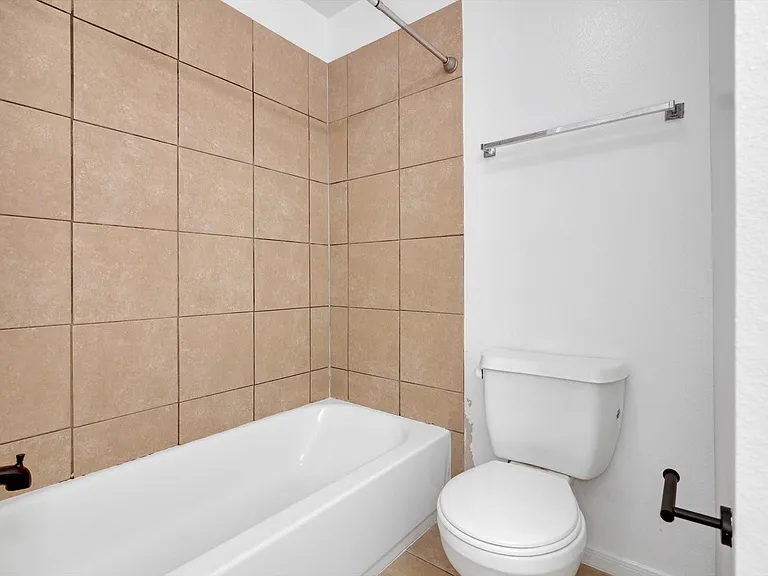6933 Liverpool St #A — Photo 36