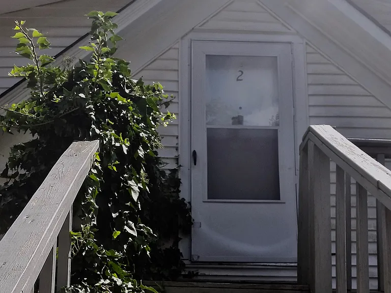 627 Longview St #2 — Photo 1