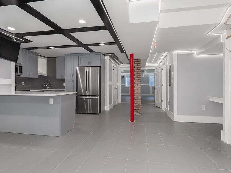 15 Bishop St #G — Photo 3