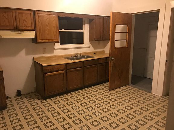4th image of 1130 Kunz Ave
