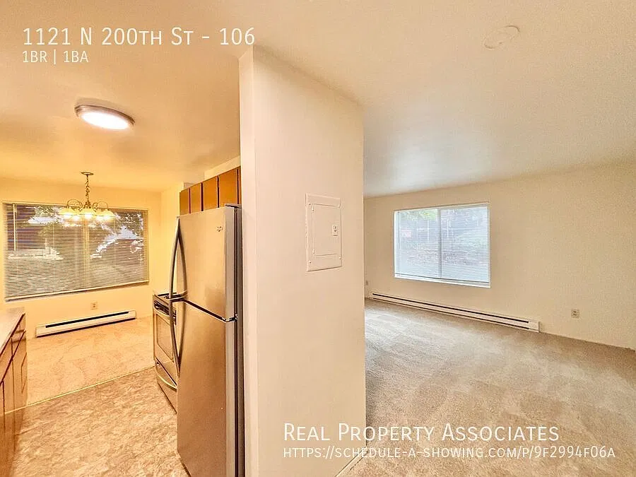 1121 N 200th St — Photo 4