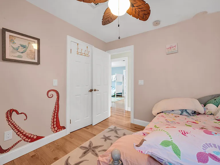 15 Seville Dr — Photo 11