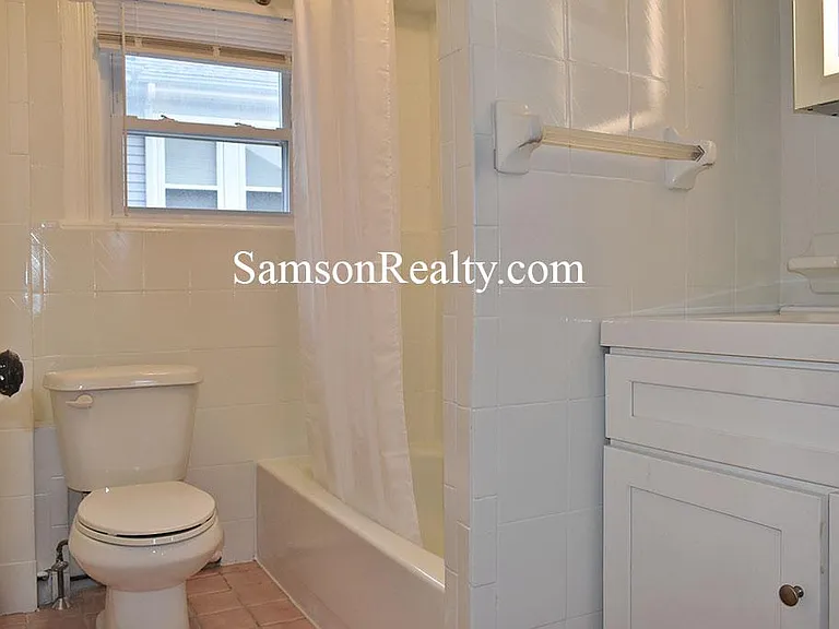 172 Glenwood Ave #2 — Photo 16