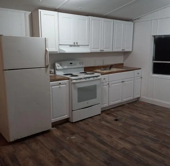 625 Allen St #5 — Photo 2
