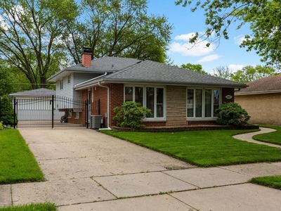 1047 Seymour Ave, Des Plaines, IL, 60016