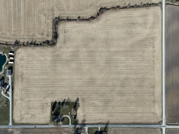 E 200 North Rd, Bluffton, IN 46714
