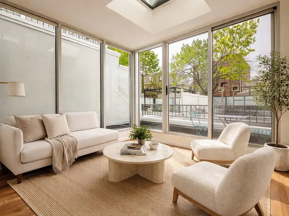 284 20th St APT 1B, Brooklyn, NY 11215