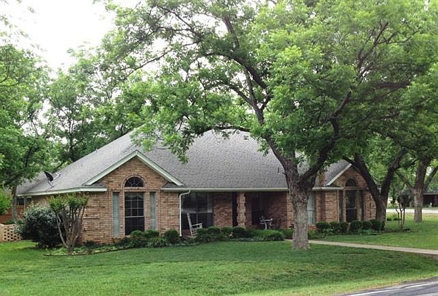 1st image of 9013 N Longwood Dr