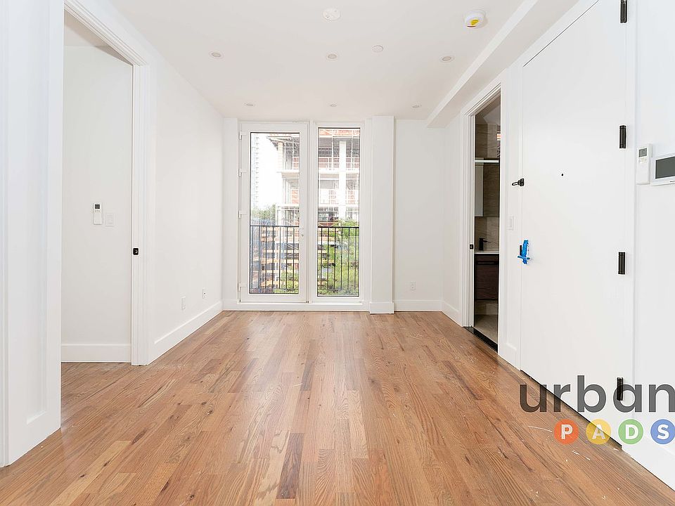 1st image of 76 Linden Blvd #4D