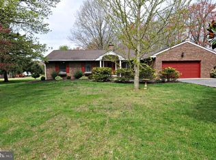 40 Hogback Rd, Chesterfield, NJ 08515