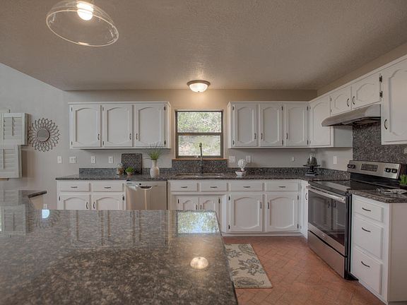 2nd image of 15 Bilotto Dr