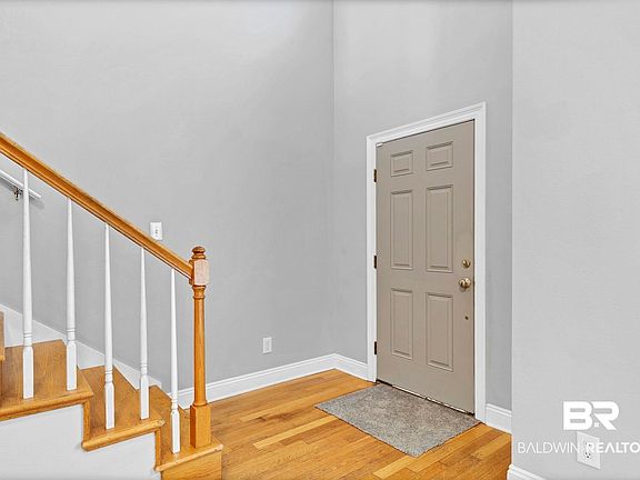 4th image of 6580 Spaniel Dr APT 202