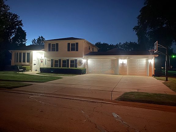 2nd image of 1508 E Joan Dr