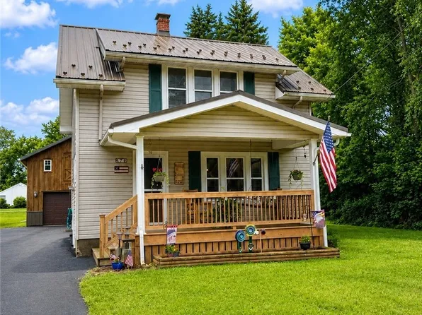 76 Ivory St, Frewsburg, NY 14738