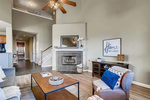 2409 Dovetail St — Photo 1