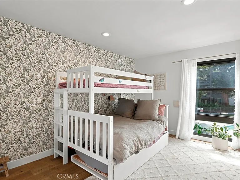 7765 W 91st St #F2101 — Photo 38