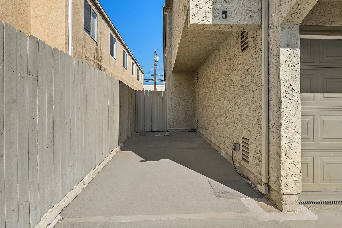 1 bed, 500 sqft, $2,095 — Photo 2