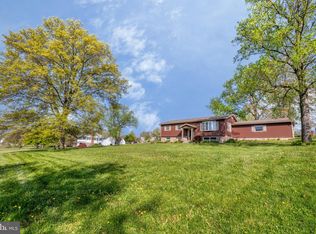 1804 Elmhurst Ave, Jersey Shore, PA 17740