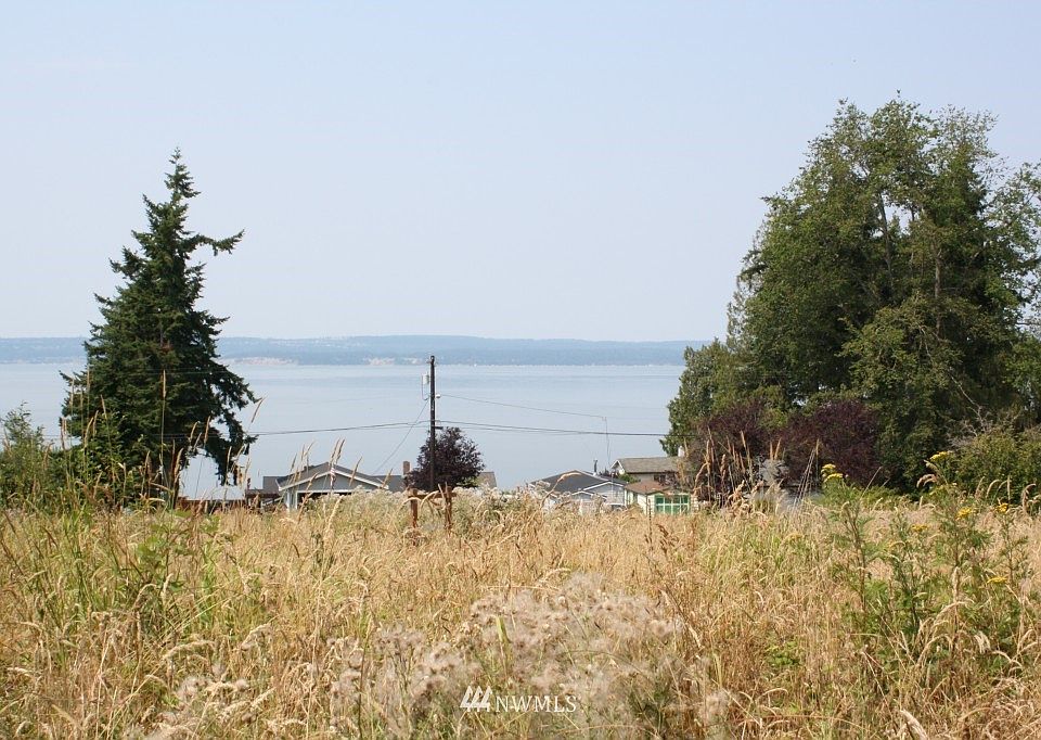 1st image of 19 clearence Avenue