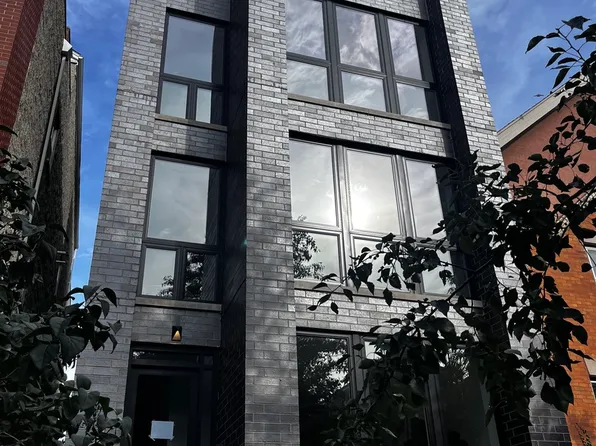2847 N Damen Ave #1, Chicago, IL 60618