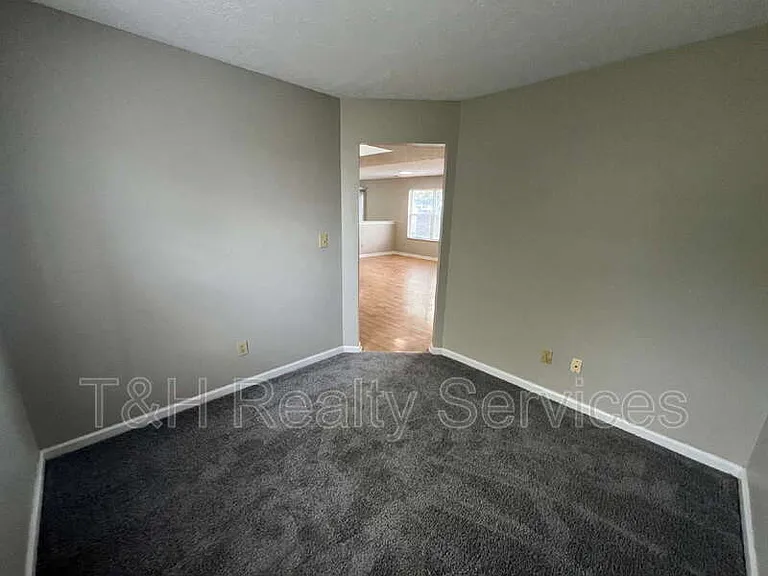 6132 Salanie Pl — Photo 4