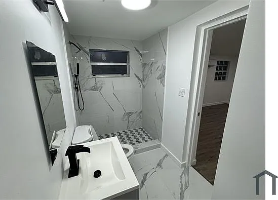 433 NW 8th Ave #B — Photo 6