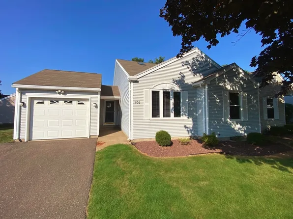 101 Alvord Pl Unit 101, South Hadley, MA 01075