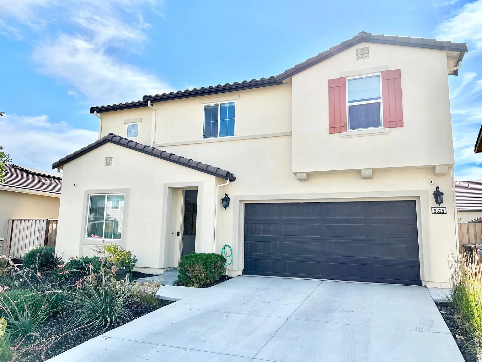 5325 Knights Valley Ln — Photo 2