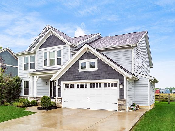 3rd image of 3473 Woodland Dr