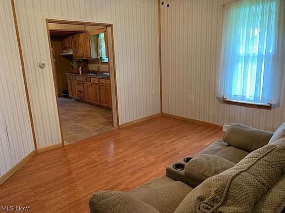 4th image of 2508 Watson Ave