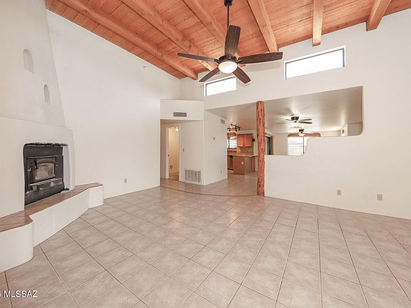 3rd image of 470 W Rio Flojo