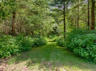 59300 E Sleepy Hollow Dr, Sandy, OR 97055