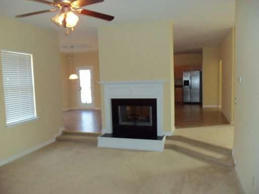 3rd image of 445 Trousseau Ln