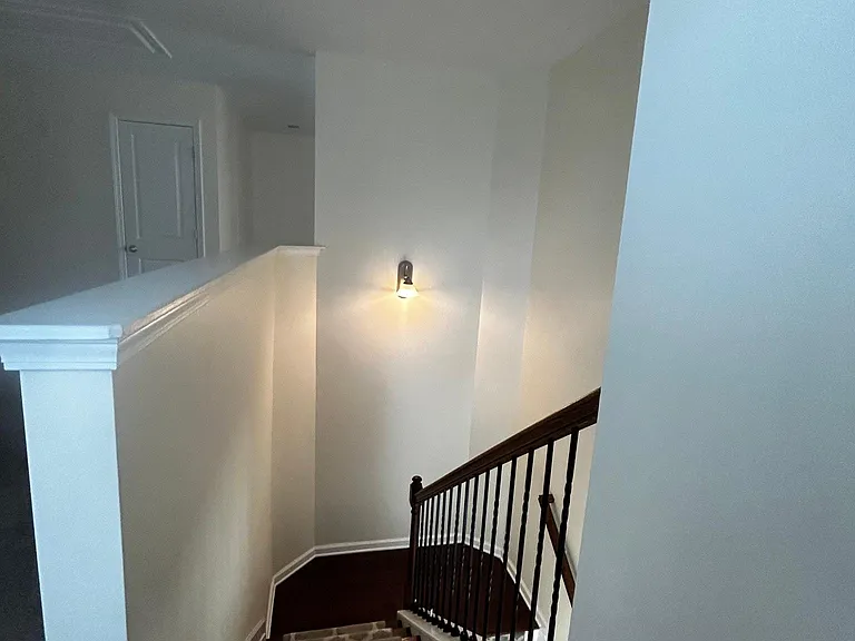 1047 Haley Woods Ct — Photo 9
