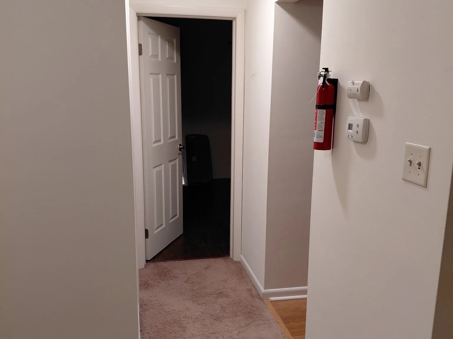 Londonderry Apartments - 812-6 — Photo 4