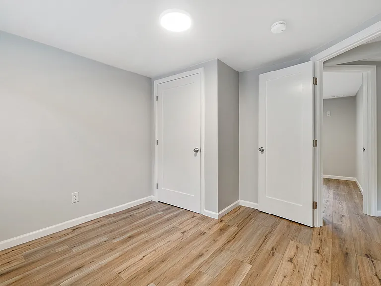 840 Hill Ave — Photo 30