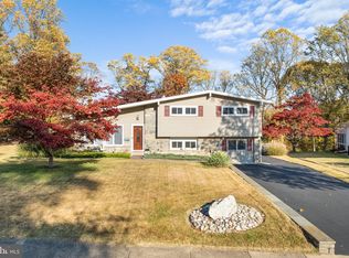 2611 Woodberry Rd, Broomall, PA 19008